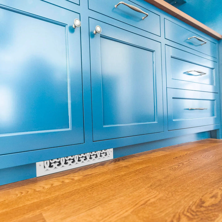 Versailles Toe Kick Vent Cover Toe Kick Reggio Register Company, LLC - VCU